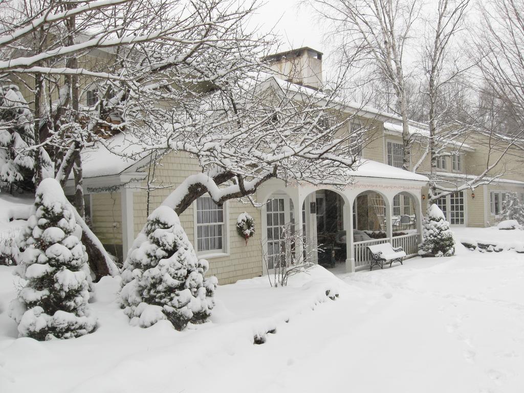 Deerhill Inn West Dover Exterior photo